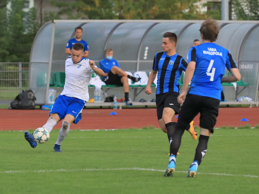 IV liga: Zwycięstwo Unii, porażka Kryształu - ZDJĘCIA, WIDEO