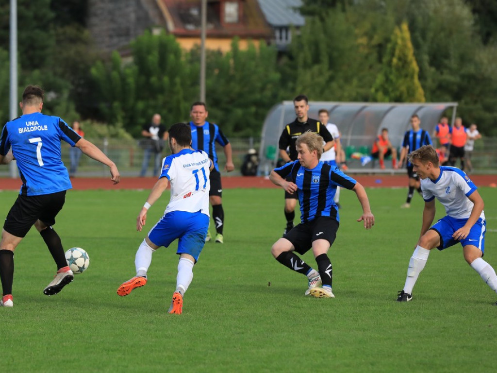 IV liga: Zwycięstwo Unii, porażka Kryształu - ZDJĘCIA, WIDEO