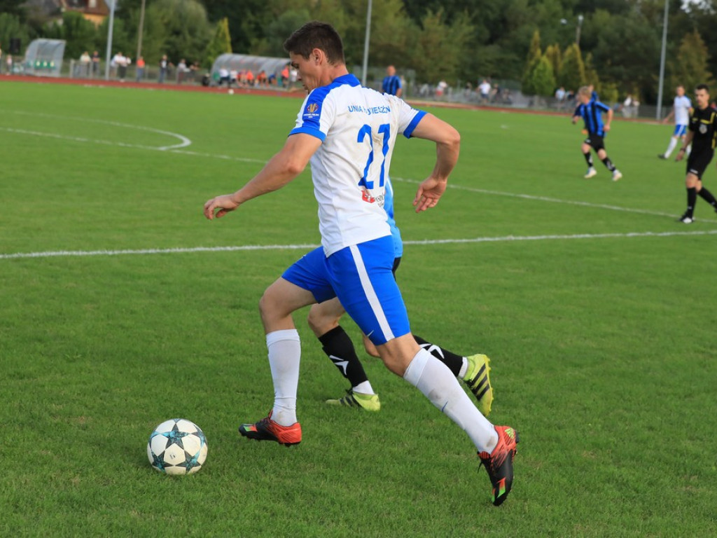 IV liga: Zwycięstwo Unii, porażka Kryształu - ZDJĘCIA, WIDEO