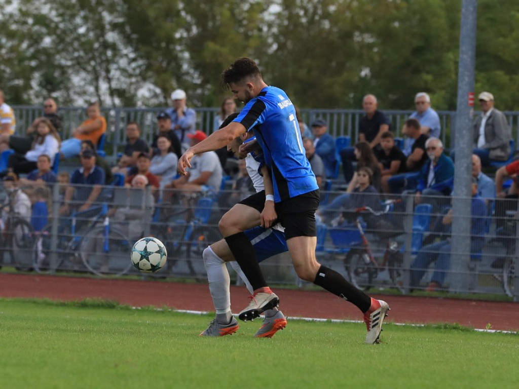 IV liga: Zwycięstwo Unii, porażka Kryształu - ZDJĘCIA, WIDEO
