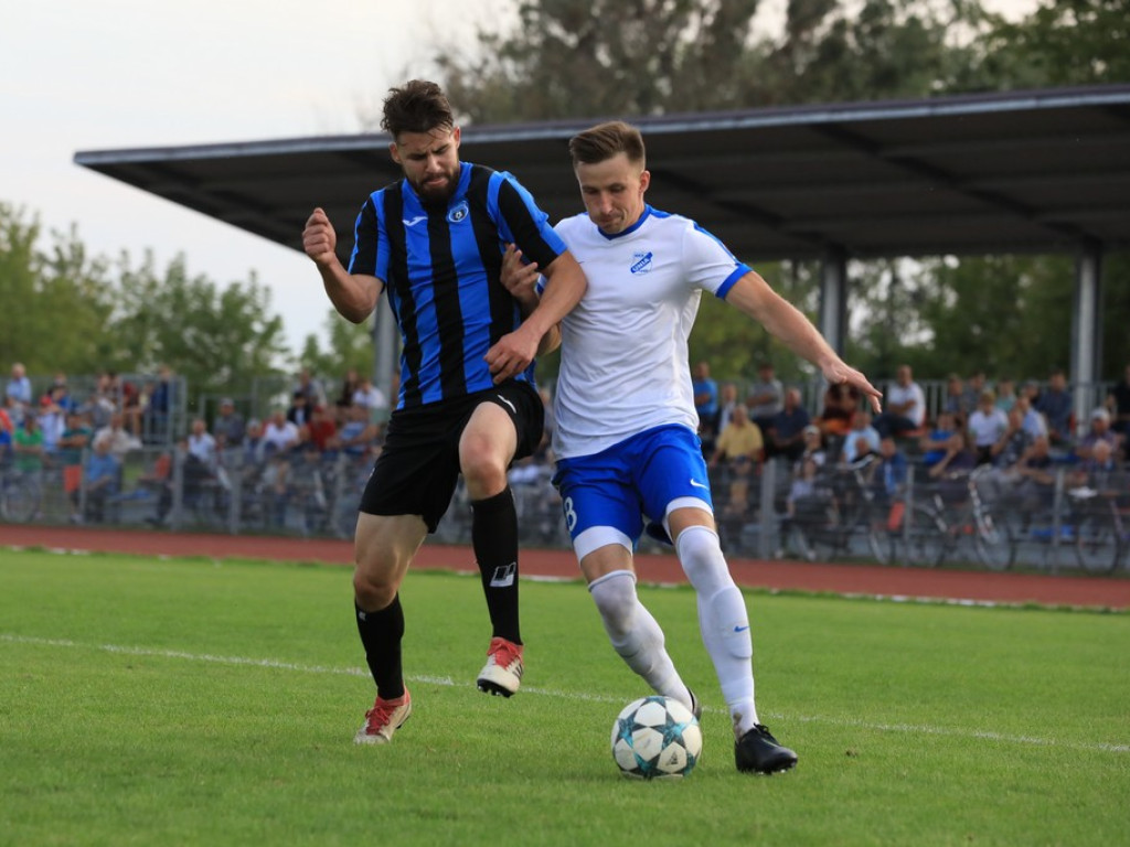 IV liga: Zwycięstwo Unii, porażka Kryształu - ZDJĘCIA, WIDEO
