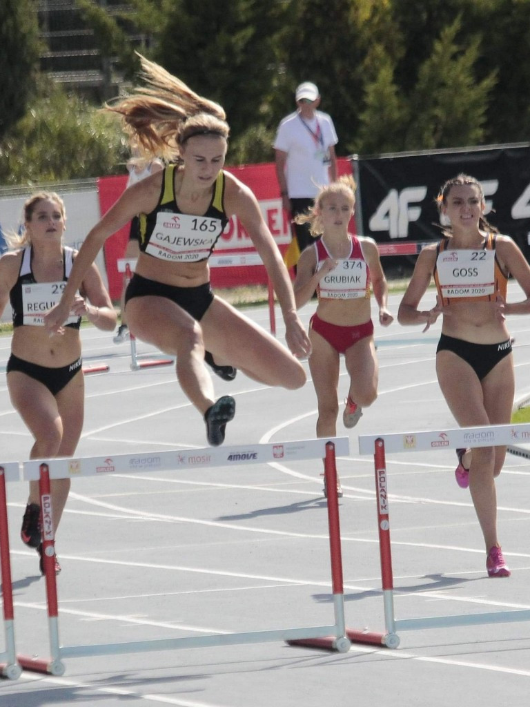 Mistrzostwa Polski Juniorek w LA. Wysokie umiejętności Karoliny Gajewskiej i sztafety 4 x 100 m dziewcząt nagrodzone medalami!
