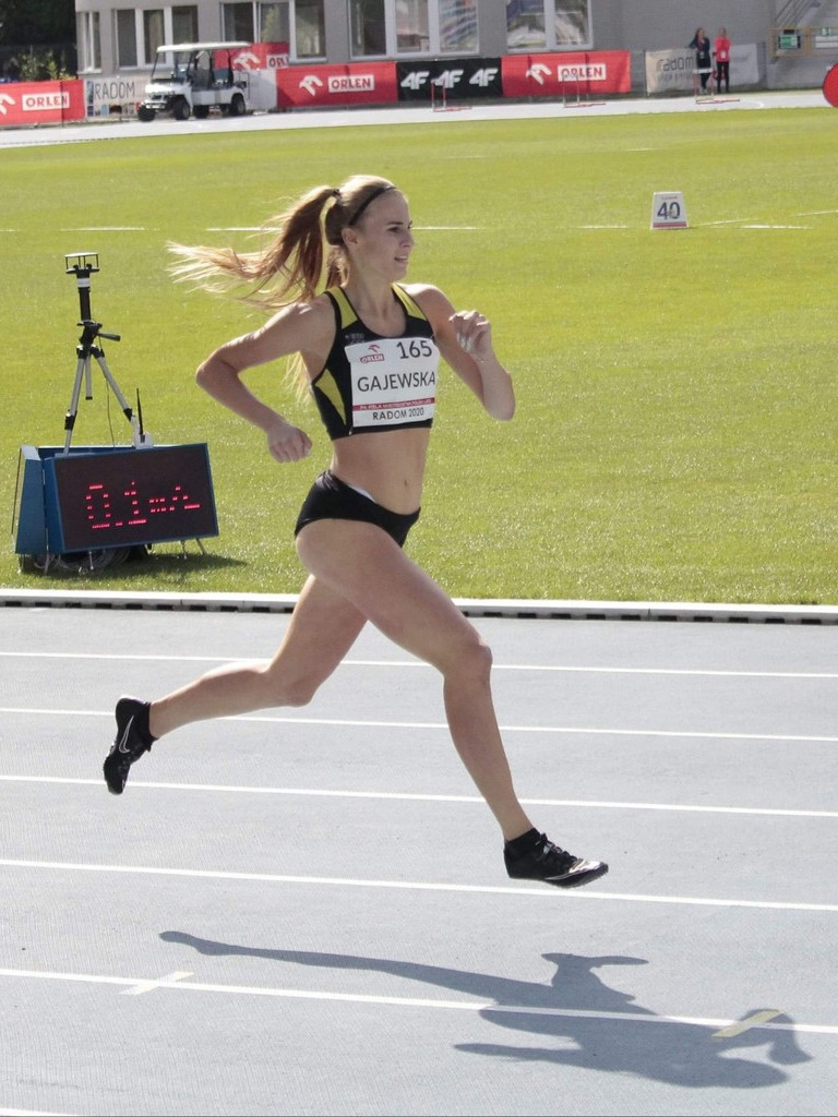 Mistrzostwa Polski Juniorek w LA. Wysokie umiejętności Karoliny Gajewskiej i sztafety 4 x 100 m dziewcząt nagrodzone medalami!