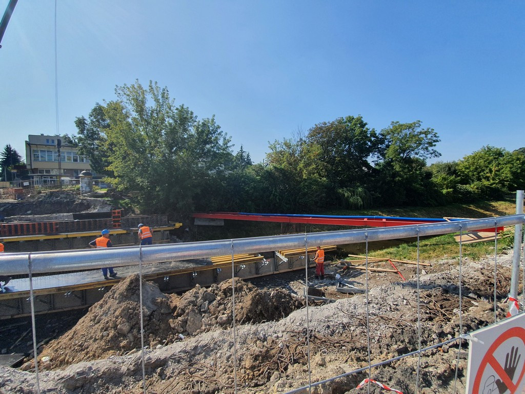 Hrubieszów: Postęp prac przy remoncie mostu na Ludnej - ZDJĘCIA