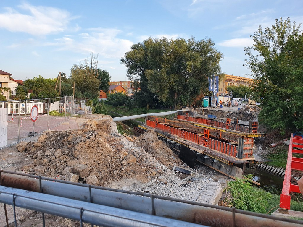 Hrubieszów: Postęp prac przy remoncie mostu na Ludnej - ZDJĘCIA