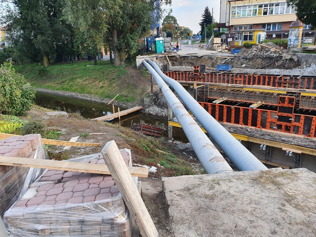 Hrubieszów: Postęp prac przy remoncie mostu na Ludnej - ZDJĘCIA