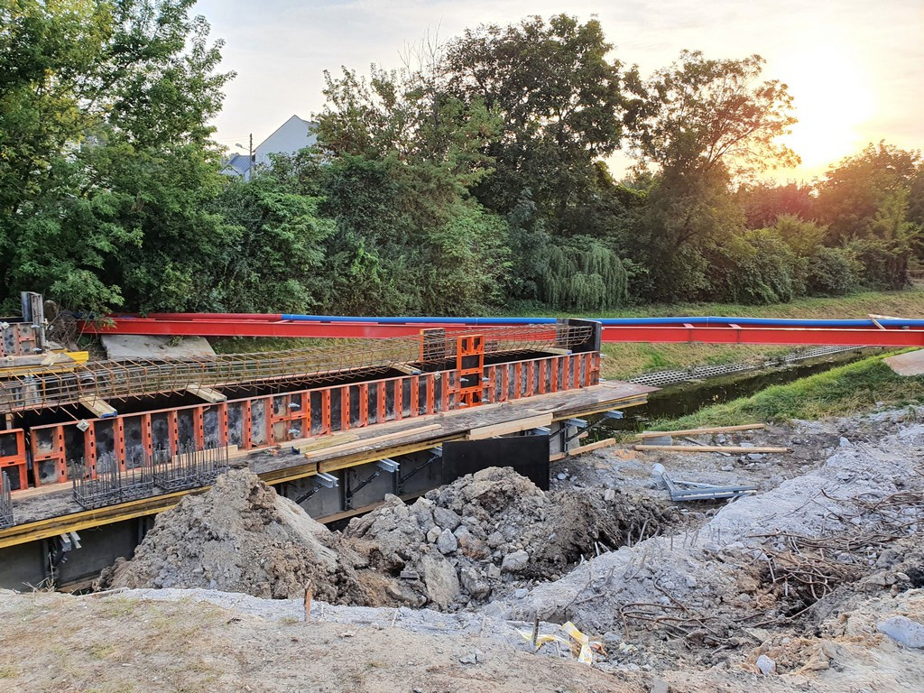 Hrubieszów: Postęp prac przy remoncie mostu na Ludnej - ZDJĘCIA