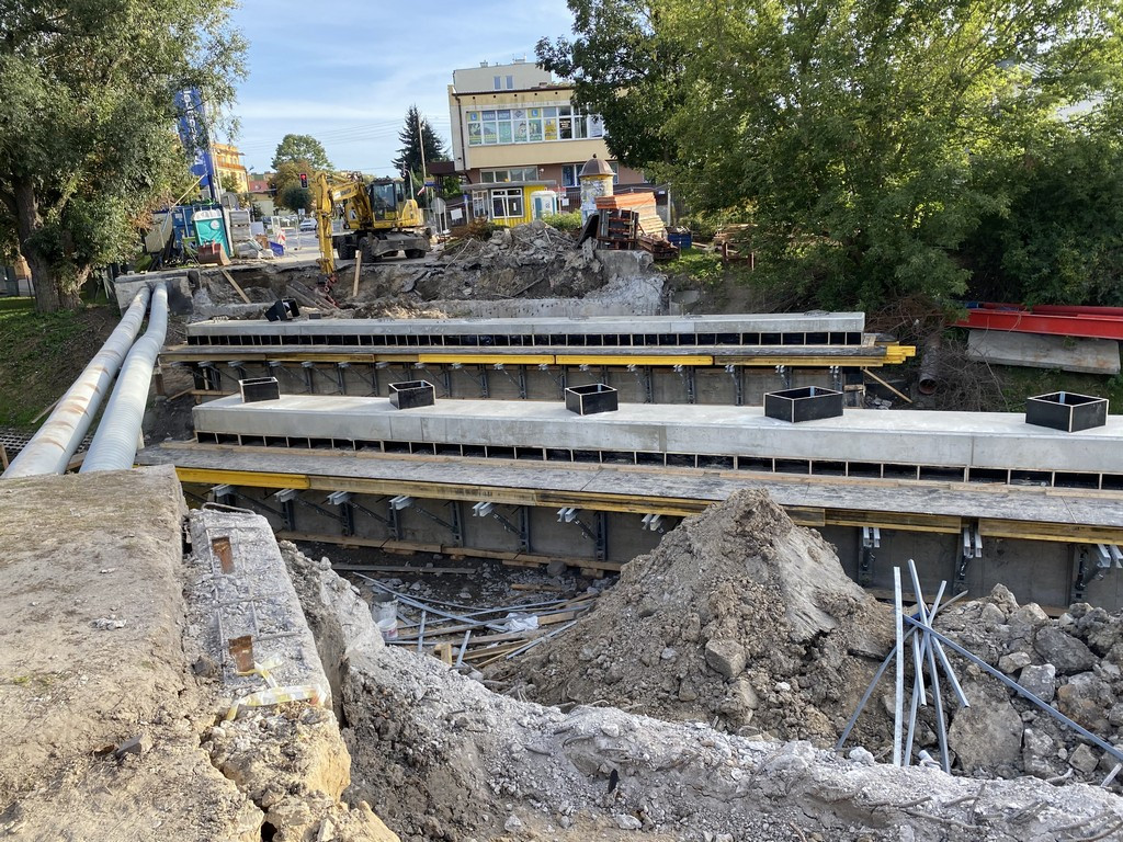 Hrubieszów: Postęp prac przy remoncie mostu na Ludnej - ZDJĘCIA