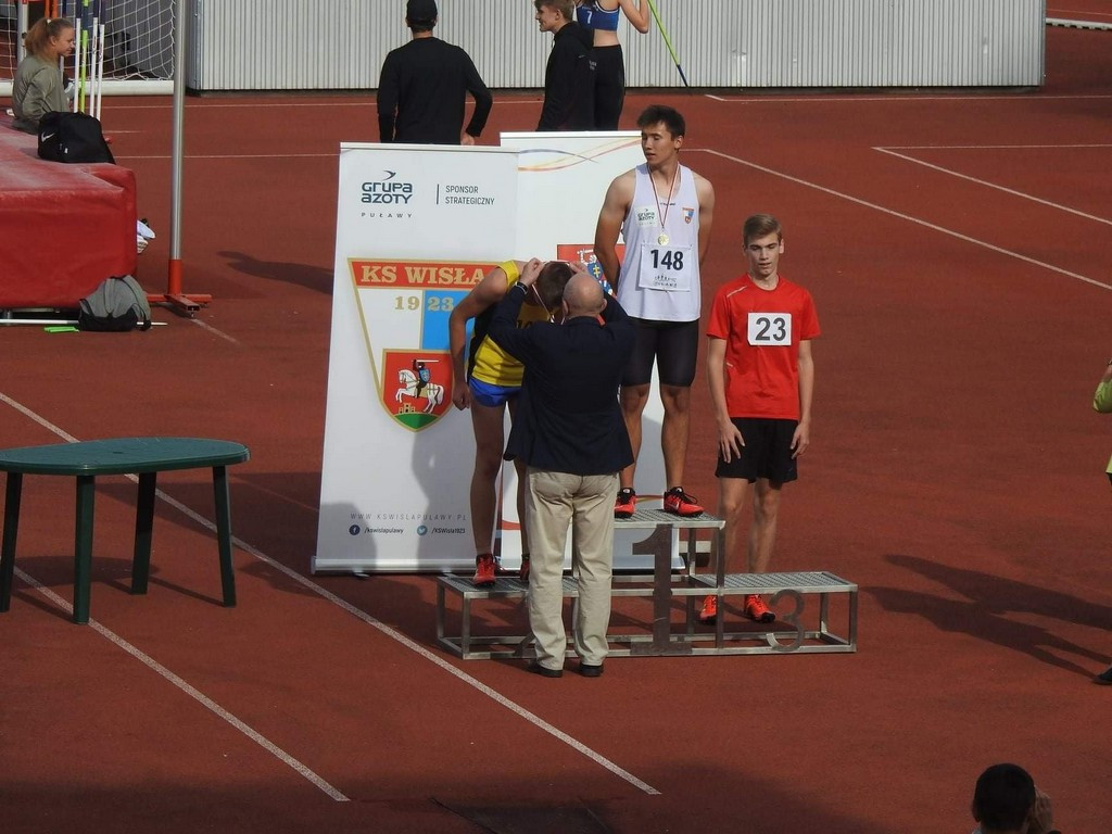 Hrubieszowscy młodzicy na podium Mistrzostw Województwa w lekkiej atletyce!