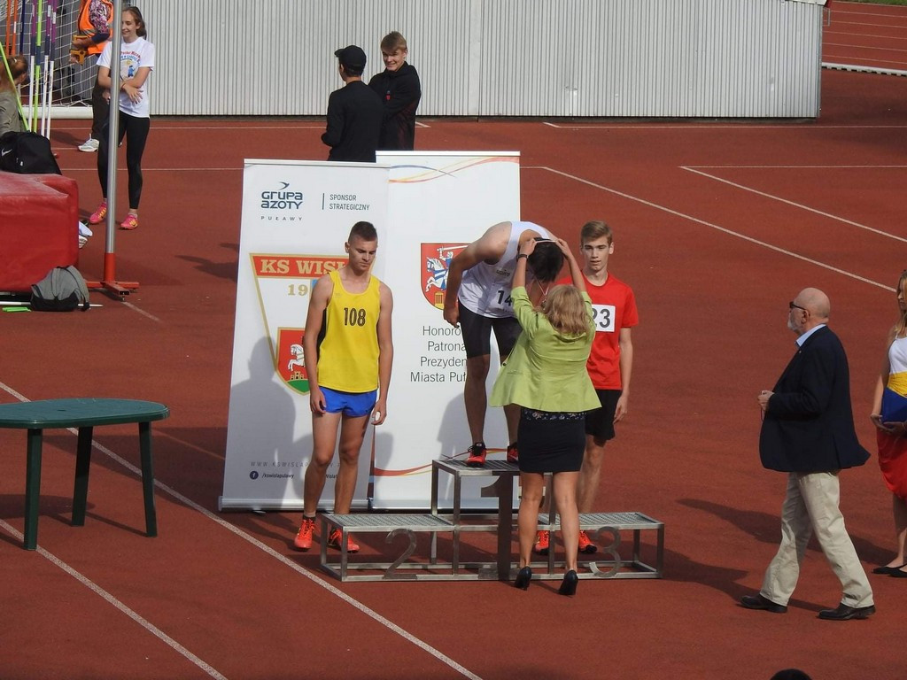 Hrubieszowscy młodzicy na podium Mistrzostw Województwa w lekkiej atletyce!