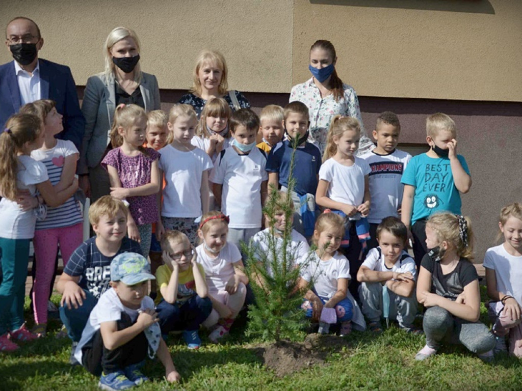 Hrubieszowska Jedynka w akcji #sadziMY - ZDJĘCIA