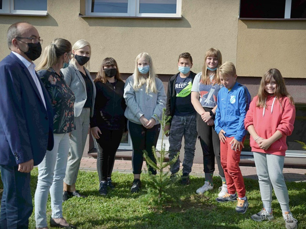 Hrubieszowska Jedynka w akcji #sadziMY - ZDJĘCIA