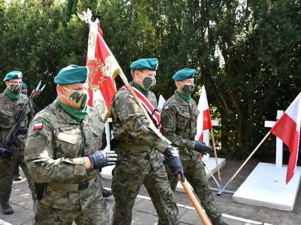 Uroczystości patriotyczne w Husynnem