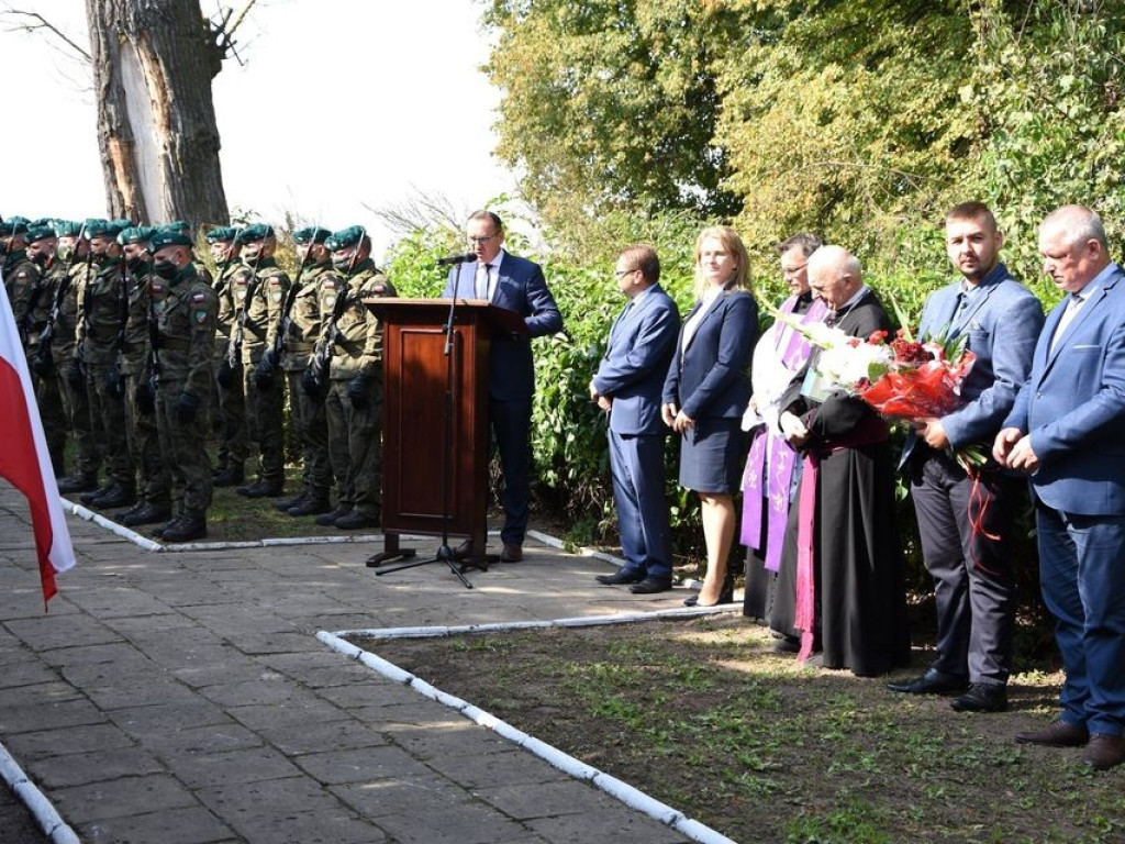 Uroczystości patriotyczne w Husynnem