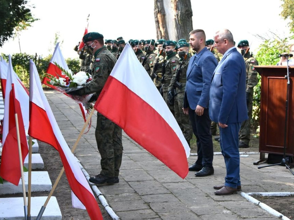 Uroczystości patriotyczne w Husynnem