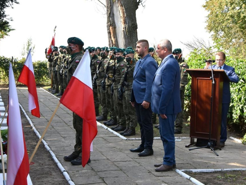 Uroczystości patriotyczne w Husynnem