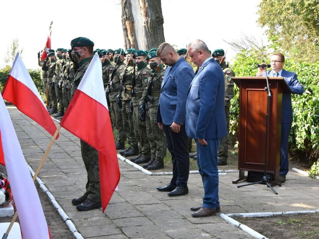 Uroczystości patriotyczne w Husynnem