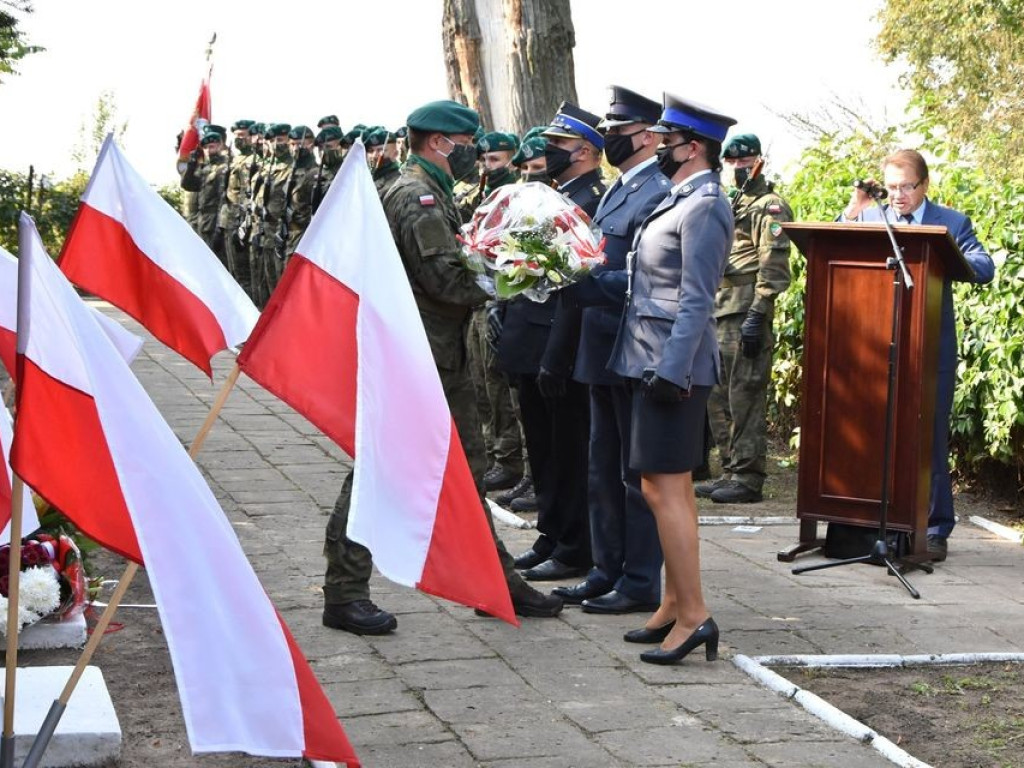 Uroczystości patriotyczne w Husynnem