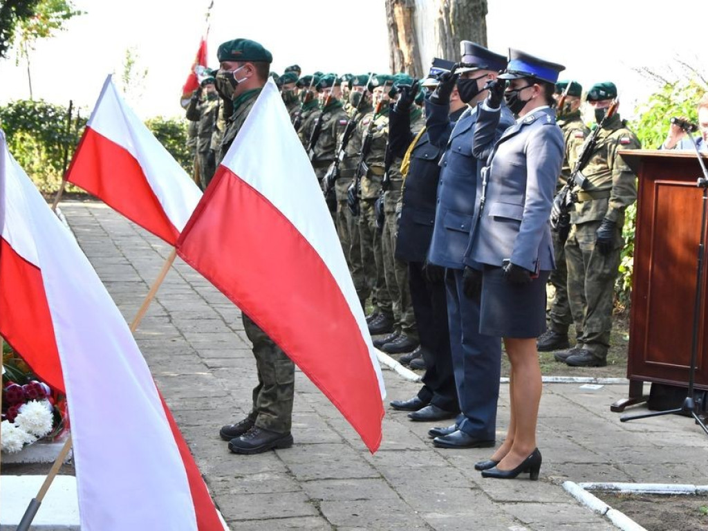 Uroczystości patriotyczne w Husynnem