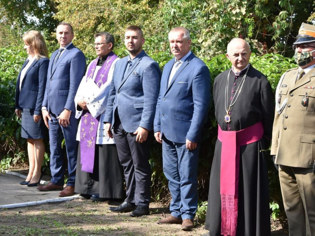 Uroczystości patriotyczne w Husynnem