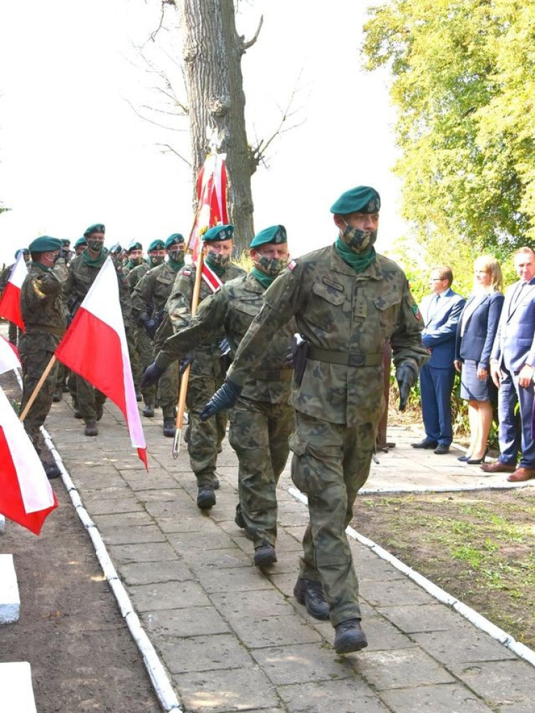 Uroczystości patriotyczne w Husynnem