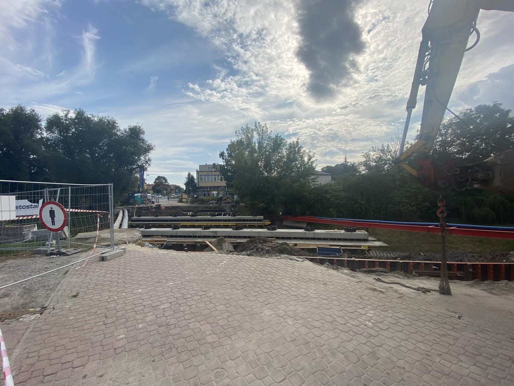 Hrubieszów: Prace przy remoncie mostu na Ludnej - ZDJĘCIA