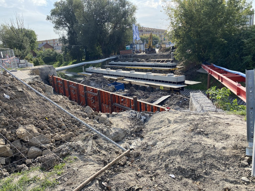 Hrubieszów: Prace przy remoncie mostu na Ludnej - ZDJĘCIA