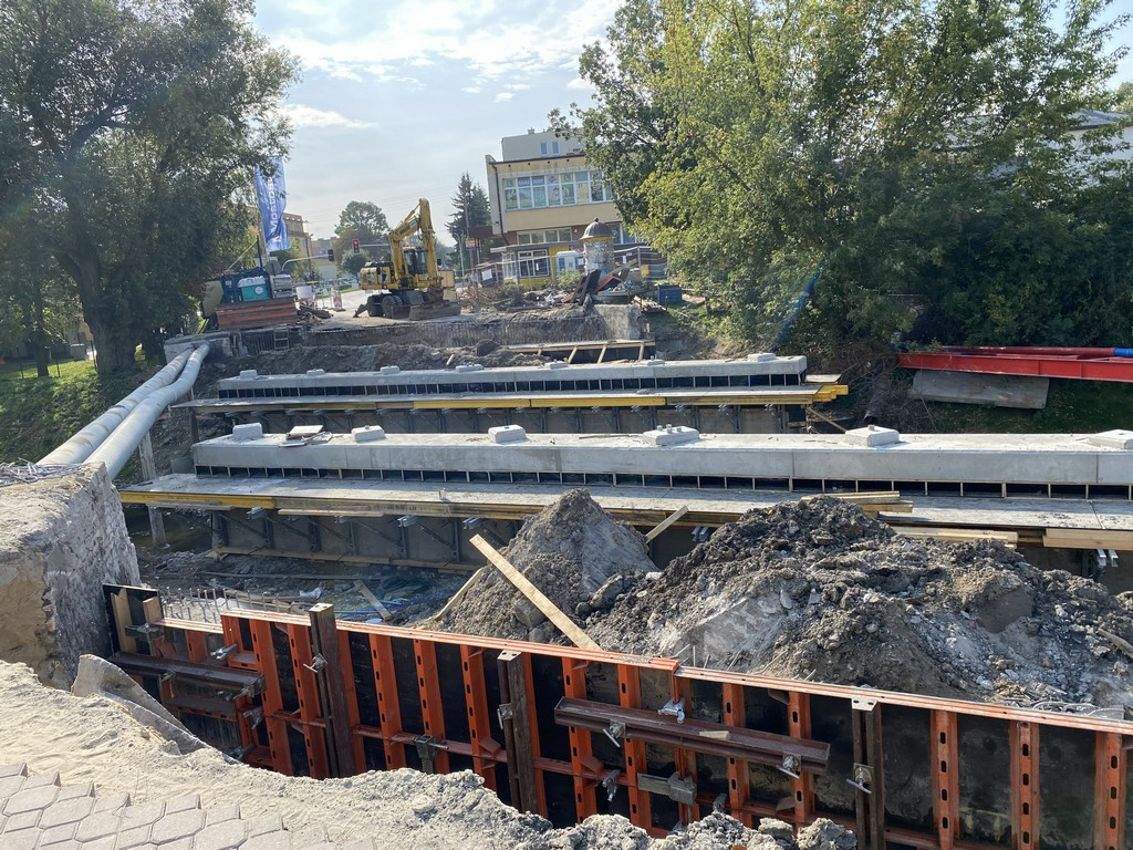 Hrubieszów: Prace przy remoncie mostu na Ludnej - ZDJĘCIA