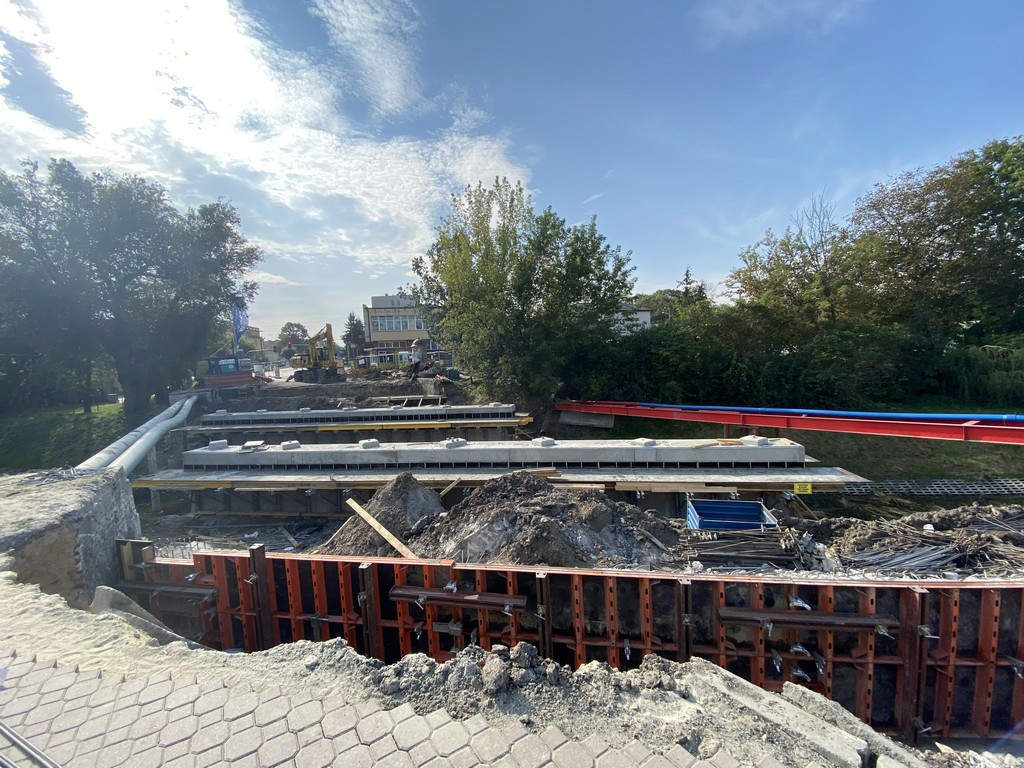 Hrubieszów: Prace przy remoncie mostu na Ludnej - ZDJĘCIA