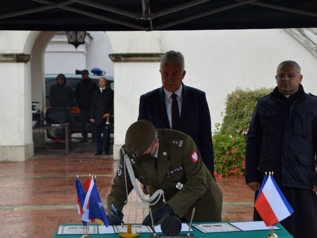 Uroczyste obchody święta Wojsk Obrony Terytorialnej w Zamościu