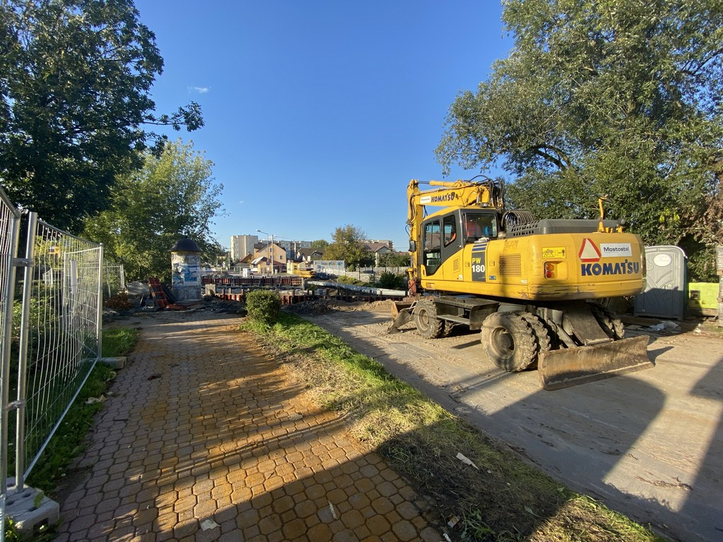 Hrubieszów: Postęp prac przy remoncie mostu na Ludnej - ZDJĘCIA