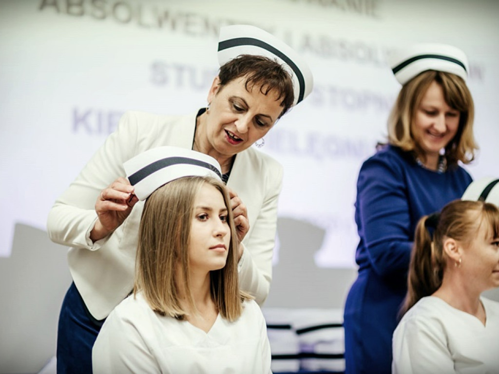 Uroczystość Czepkowania absolwentów UPZ - ZDJĘCIA