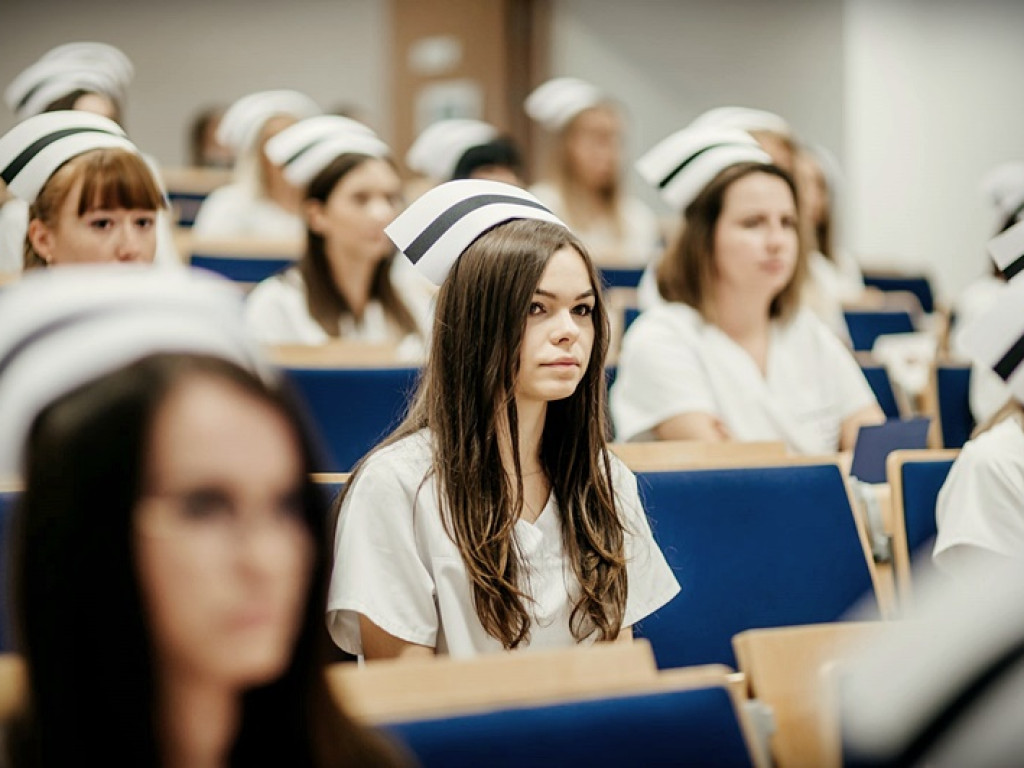 Uroczystość Czepkowania absolwentów UPZ - ZDJĘCIA