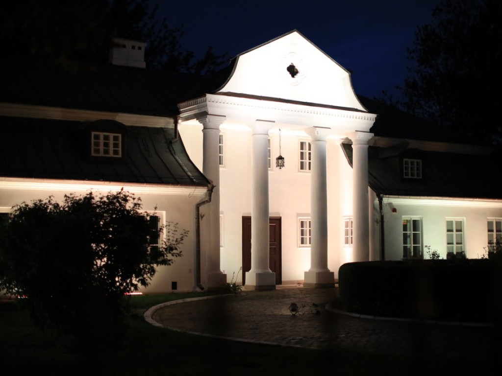 Pokaz iluminacji hrubieszowskiego parku - ZDJĘCIA