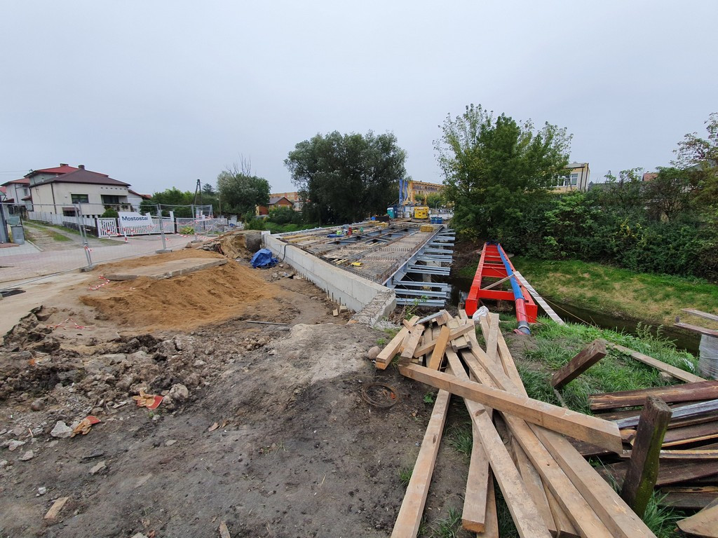 Hrubieszów: Trwają prace budowlane przy moście na Ludnej - ZDJĘCIA