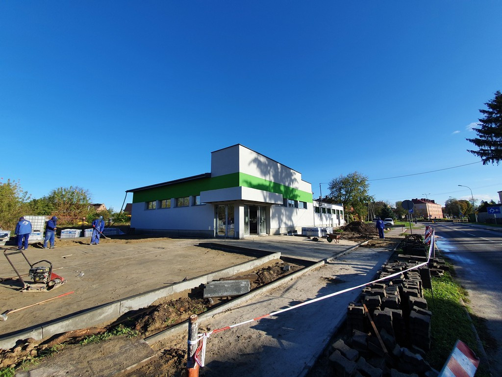 Hrubieszów: Nowy market przy Dwernickiego - ZDJĘCIA
