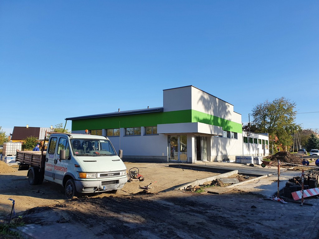 Hrubieszów: Nowy market przy Dwernickiego - ZDJĘCIA