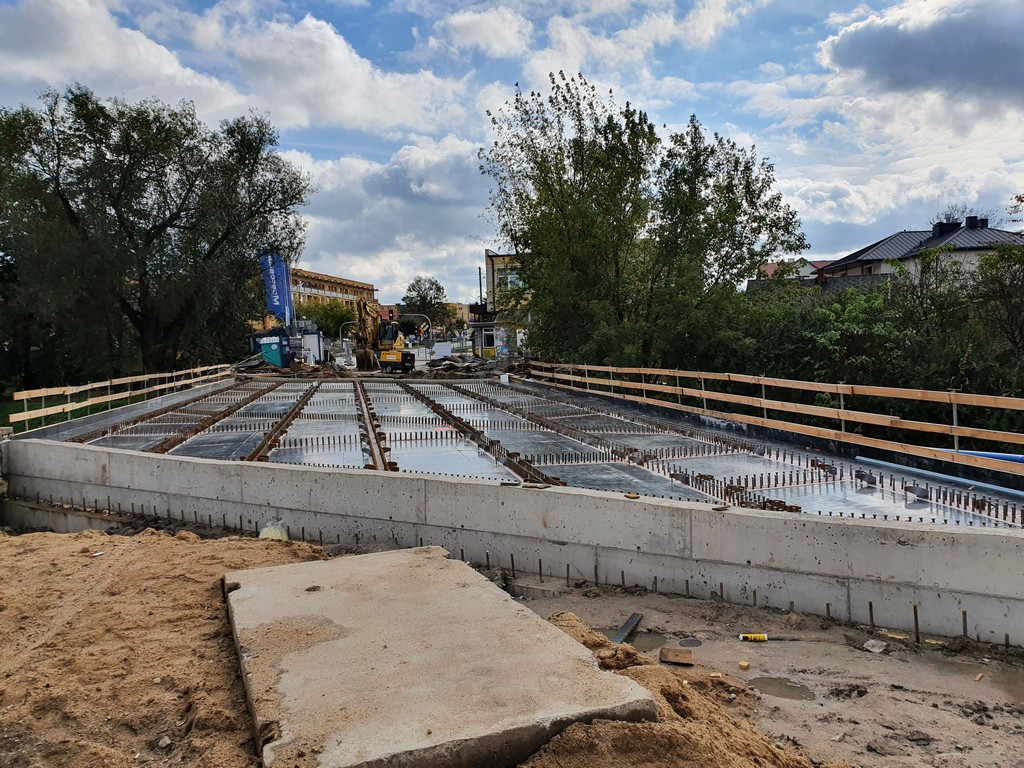 Hrubieszów: Postęp prac przy moście na Ludnej - ZDJĘCIA