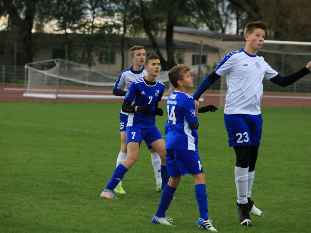 Zwycięstwo trampkarzy Unii z MOSiR Lubartów - ZDJĘCIA