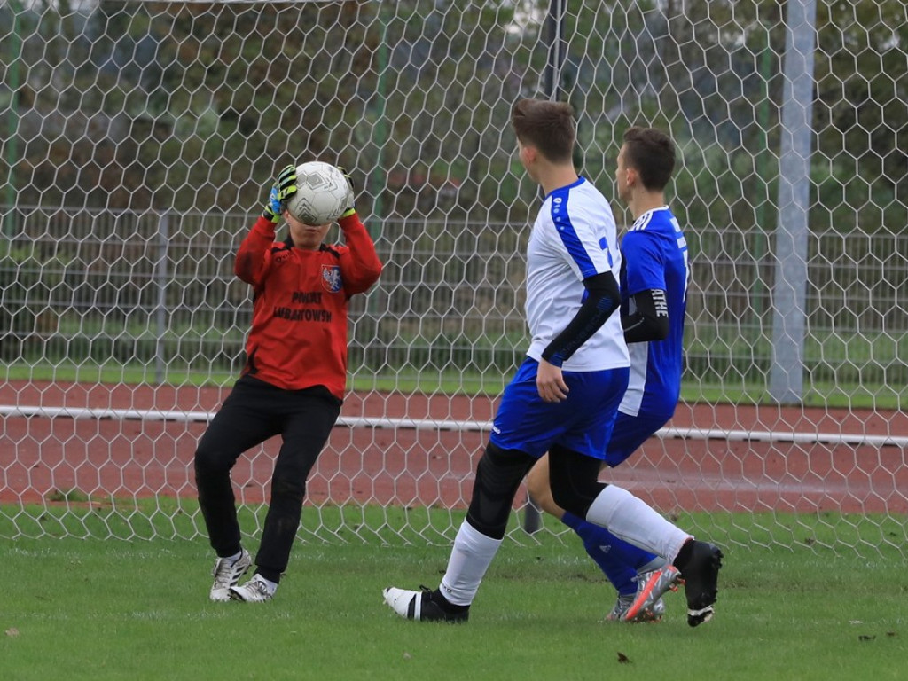 Zwycięstwo trampkarzy Unii z MOSiR Lubartów - ZDJĘCIA