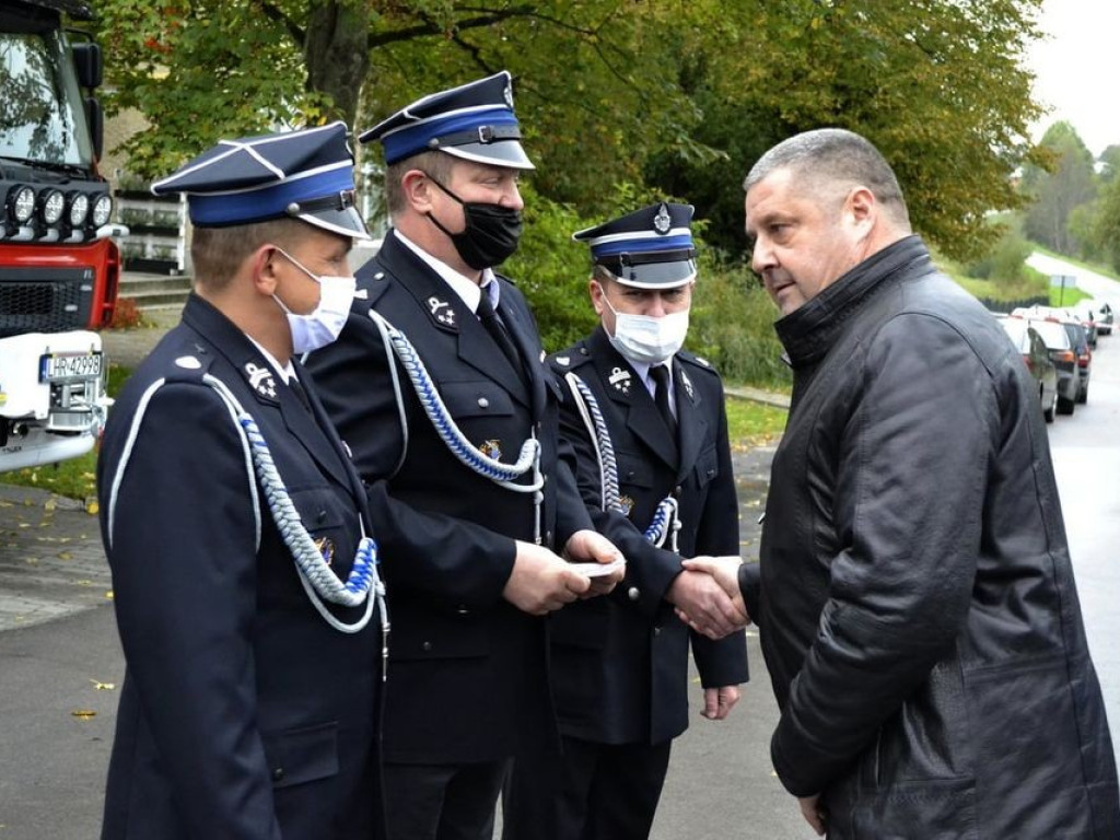 Nowy wóz strażacki dla OSP w Uchaniach