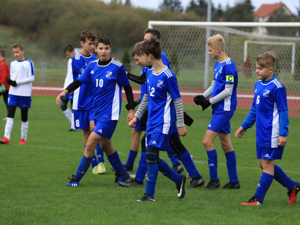 Zwycięstwo trampkarzy Unii z MOSiR Lubartów - ZDJĘCIA