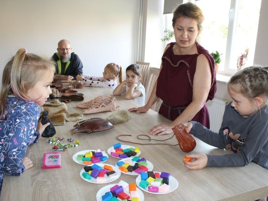 Werbkowice: Dzieci wykonywały wandalską biżuterię