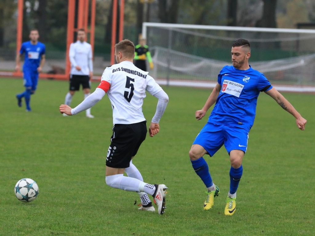 Unia - Świdniczanka 0:2 - ZDJĘCIA, WIDEO