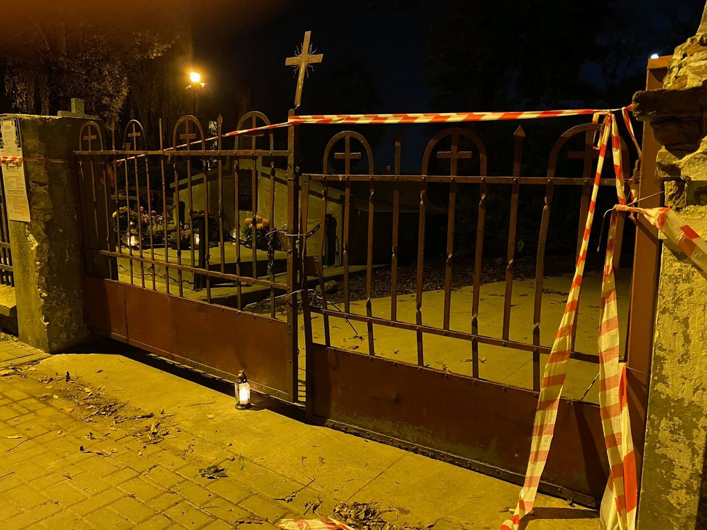 Hrubieszów: Dzień Wszystkich Świętych na hrubieszowskim cmentarzu - ZDJĘCIA