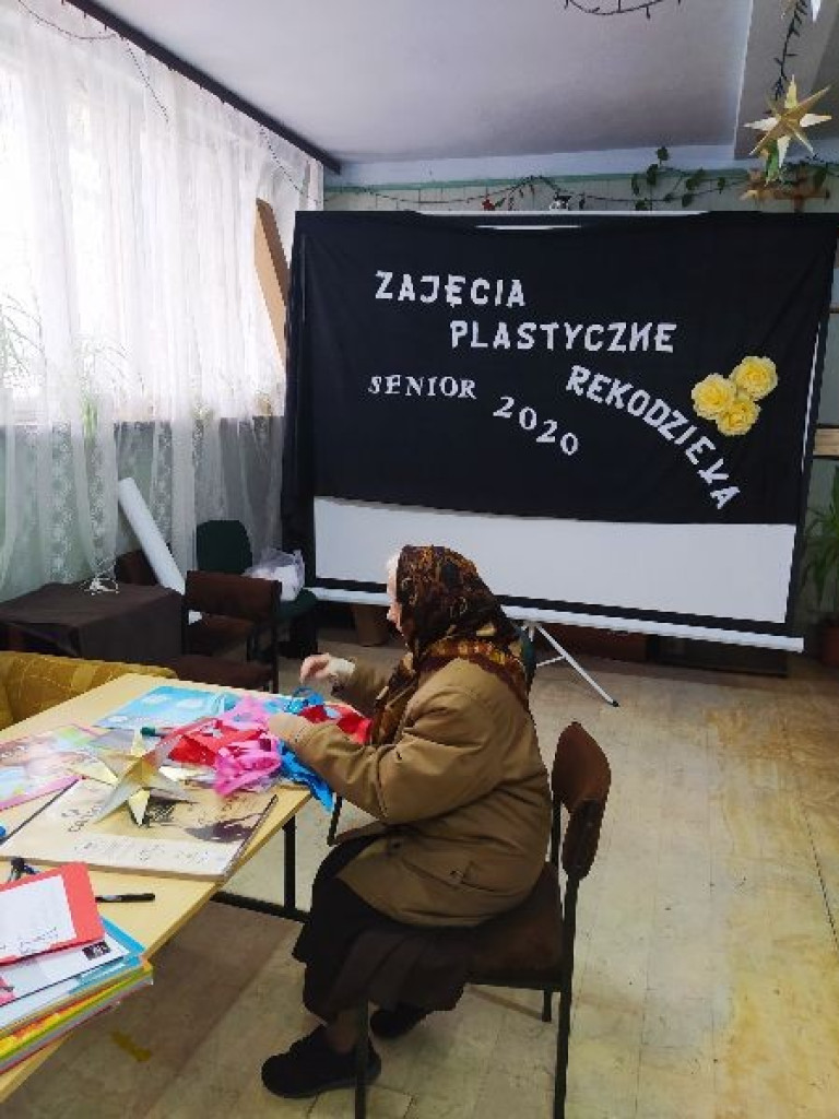 Caritas: Arteterapia hrubieszowskich seniorów