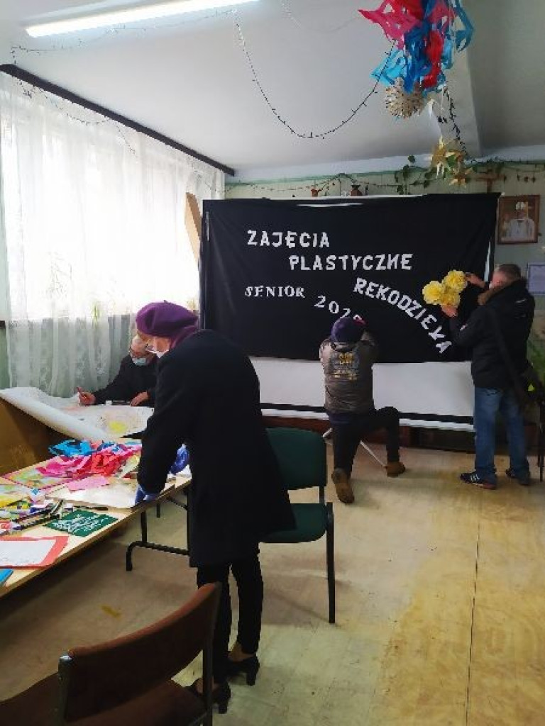 Caritas: Arteterapia hrubieszowskich seniorów