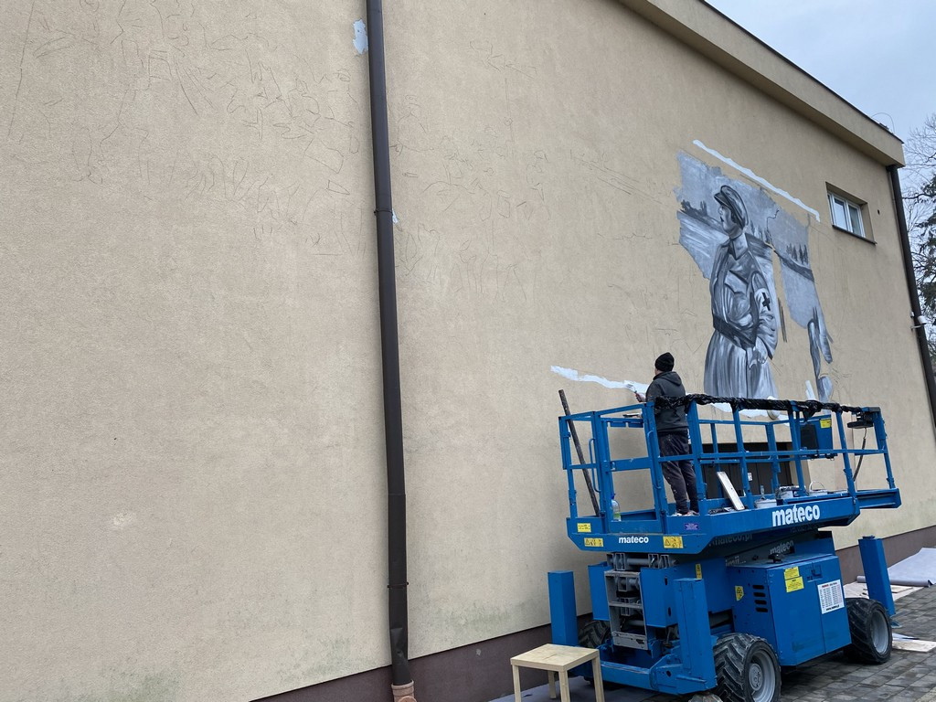 Powstaje pierwszy hrubieszowski mural - ZDJĘCIA