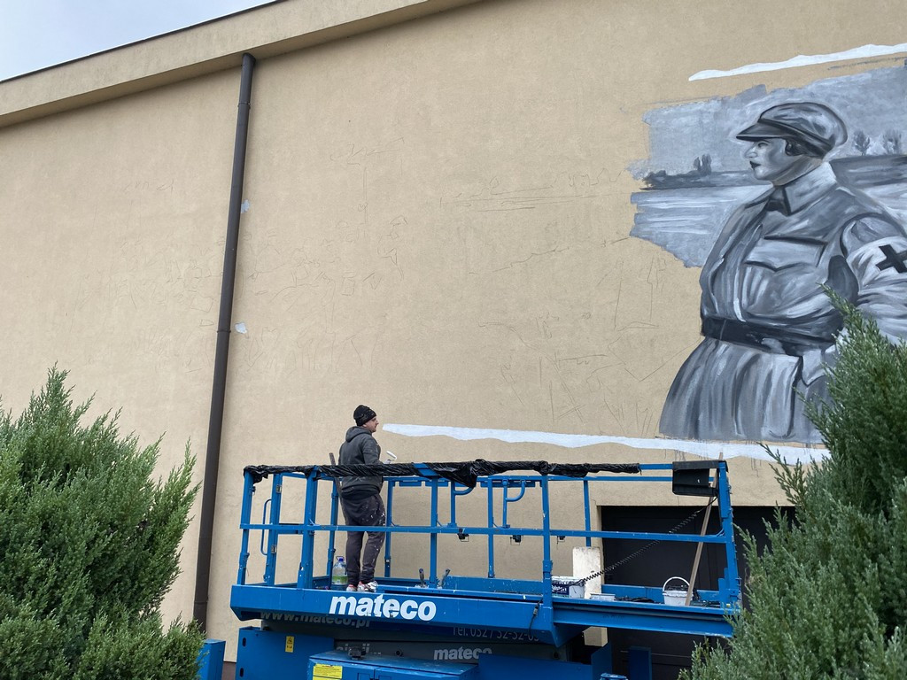 Powstaje pierwszy hrubieszowski mural - ZDJĘCIA