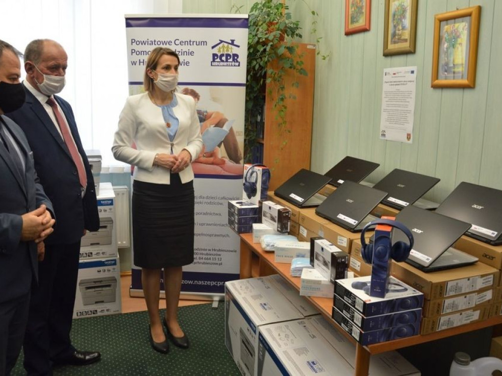 Wsparcie dla dzieci w rodzinach zastępczych